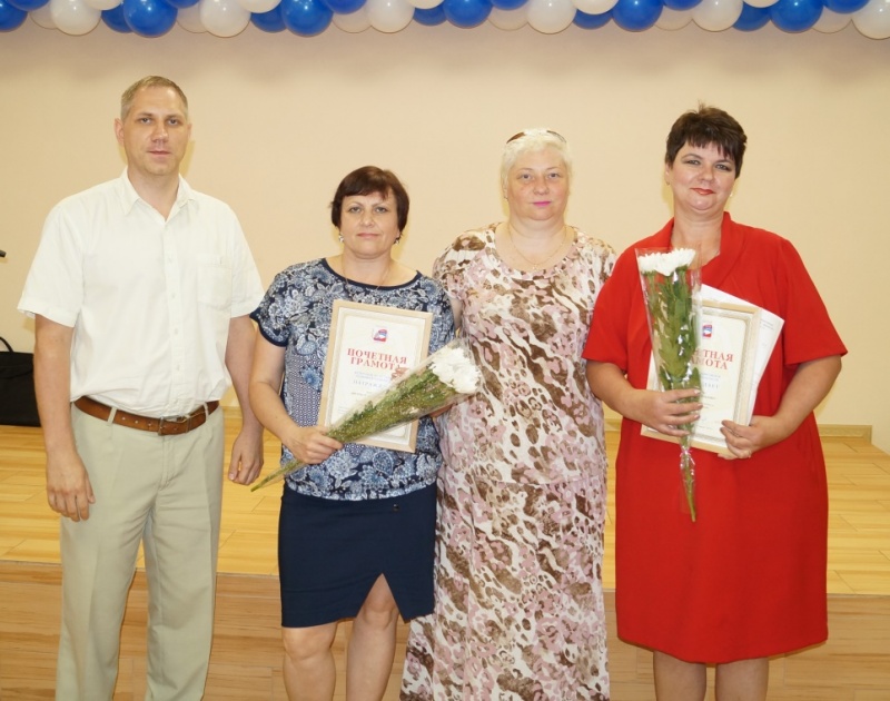 Опыт, знания, любовь к почтовому делу!